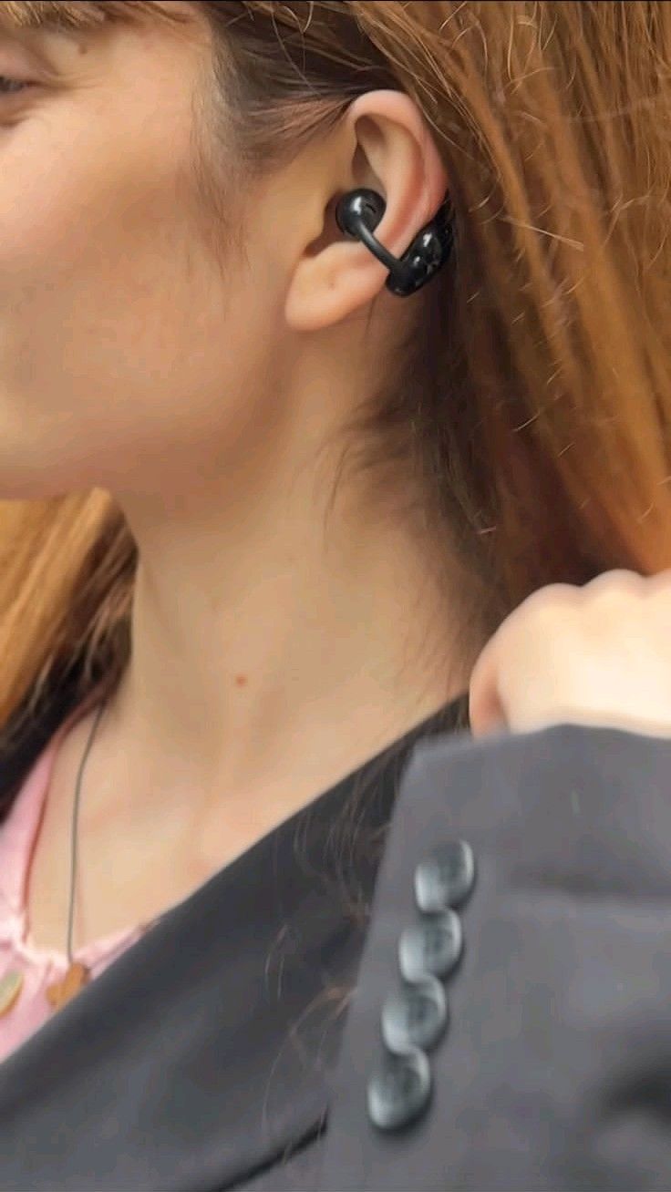 
2. ```text
Denx DX352 Open-Ear Clip-On Earbuds with Type-C Fast Charging Case